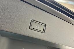 musta Volkswagen T-Roc 2019 kuva 27.