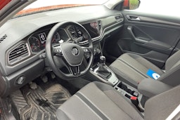 oranssi Volkswagen T-Roc 2019 kuva 3.