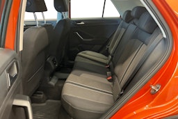 oranssi Volkswagen T-Roc 2019 kuva 10.