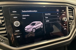 oranssi Volkswagen T-Roc 2019 kuva 28.