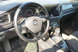 harmaa Volkswagen T-Roc 2019 kuva 3.