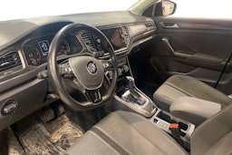 Musta Volkswagen T-Roc 2019 kuva 3.