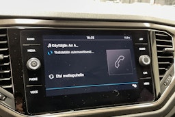 valkoinen Volkswagen T-Roc 2019 kuva 24.