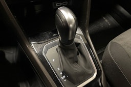 valkoinen Volkswagen T-Roc 2019 kuva 29.