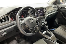 harmaa Volkswagen T-Roc 2019 kuva 7.