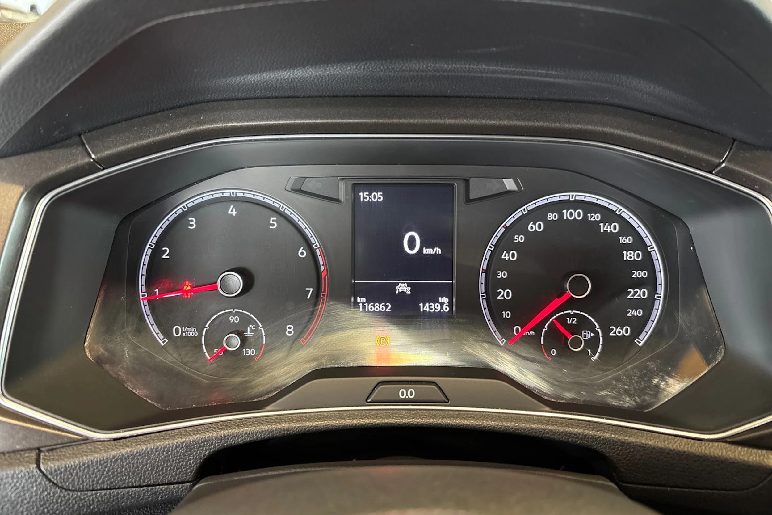 Valkoinen Volkswagen T-Roc 2020 kuva 12.