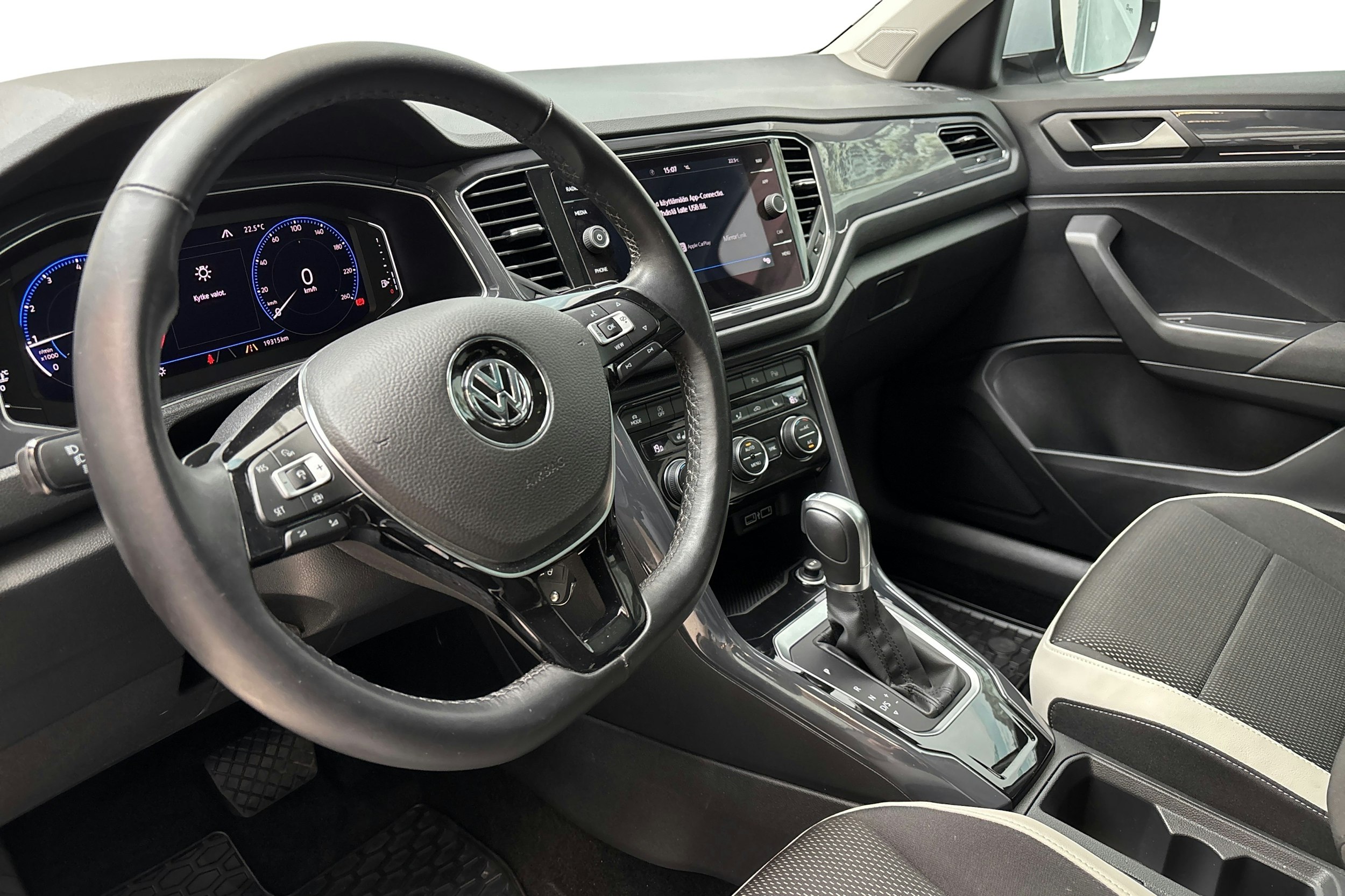valkoinen Volkswagen T-Roc 2019 kuva 7.