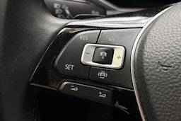 valkoinen Volkswagen T-Roc 2019 kuva 19.