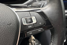 valkoinen Volkswagen T-Roc 2019 kuva 20.