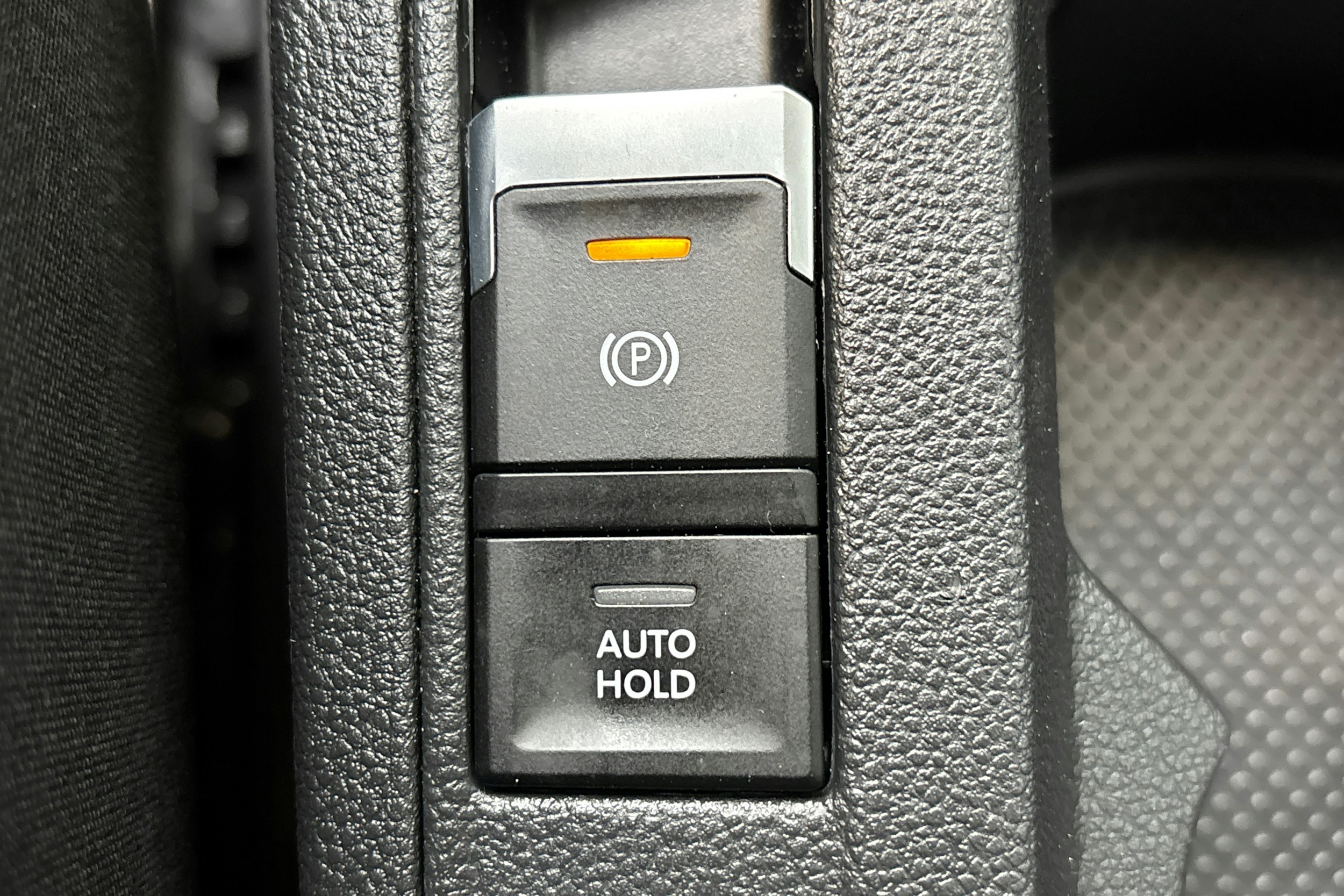 valkoinen Volkswagen T-Roc 2019 kuva 29.