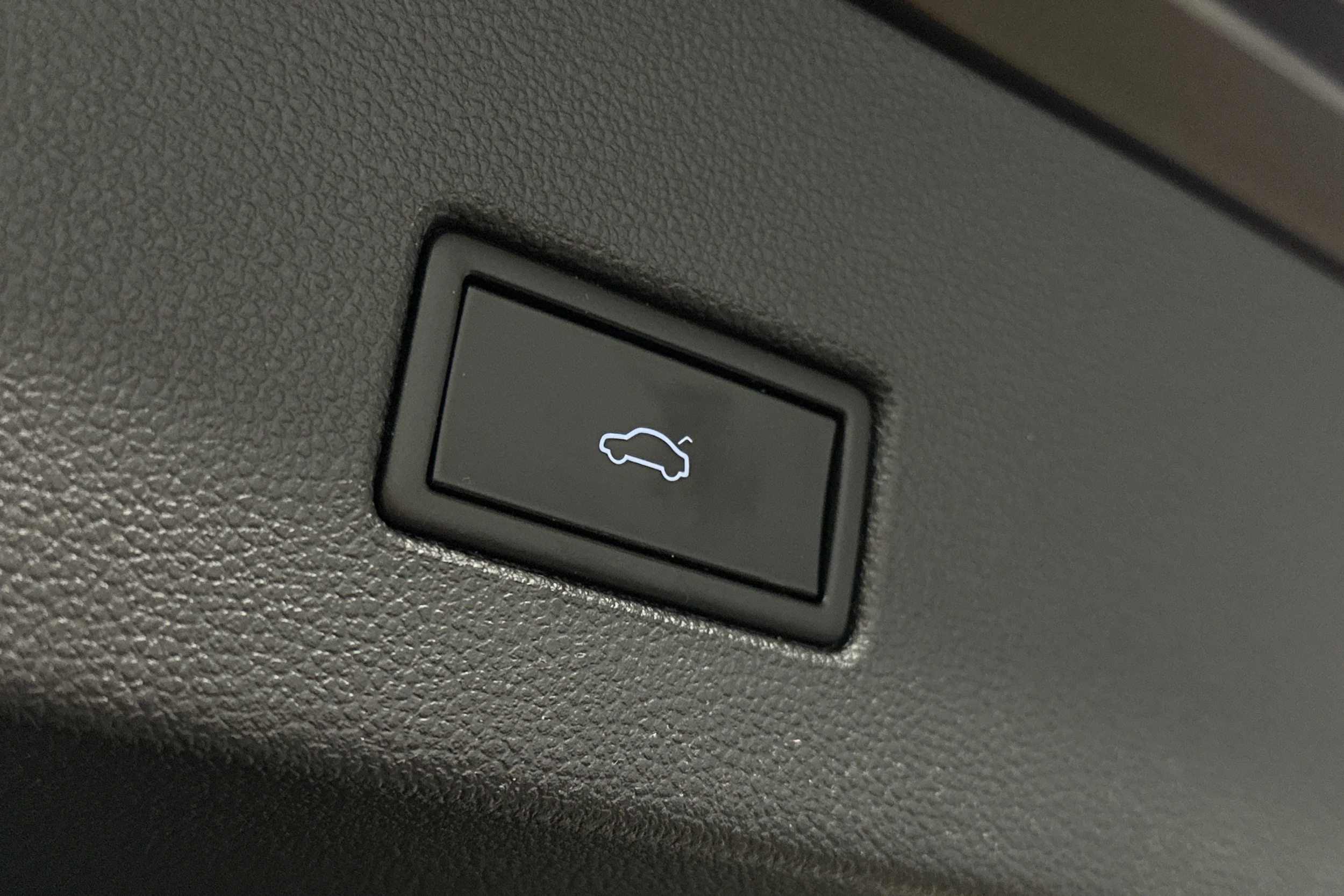 ruskea (beige) Volkswagen T-Roc 2019 kuva 15.