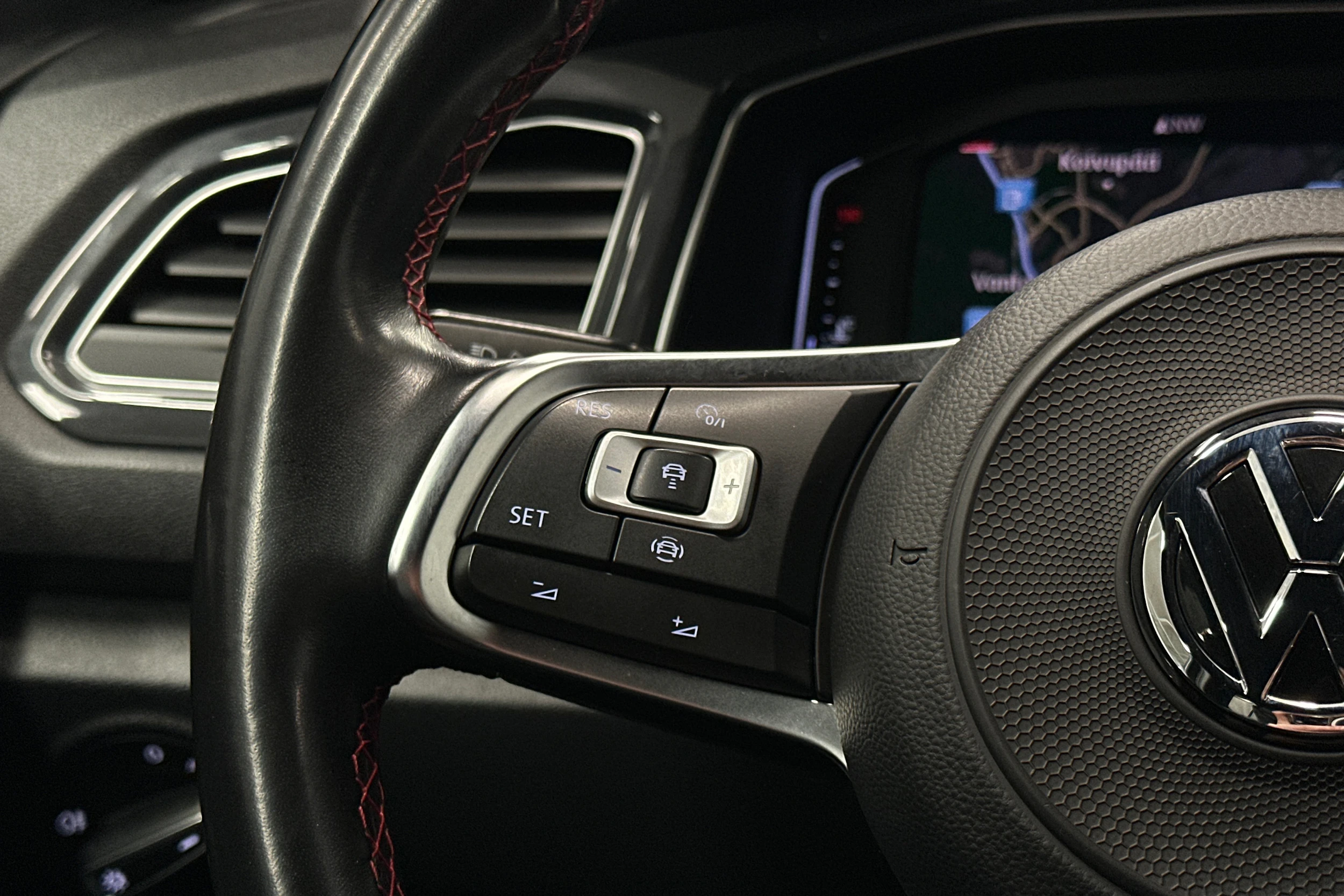 ruskea (beige) Volkswagen T-Roc 2019 kuva 18.