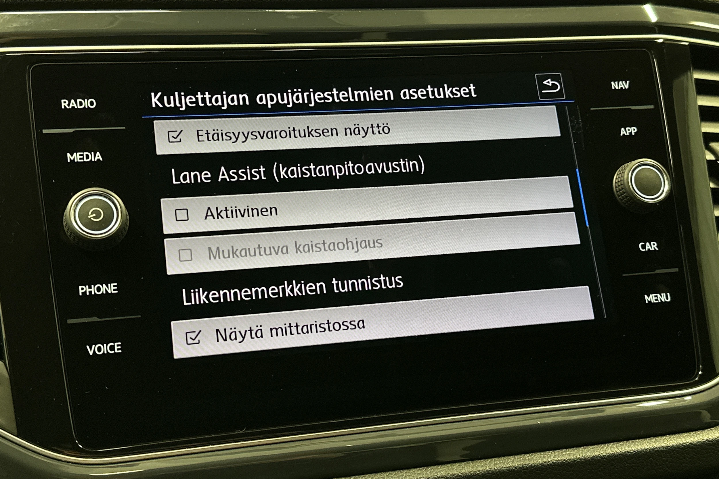 ruskea (beige) Volkswagen T-Roc 2019 kuva 23.