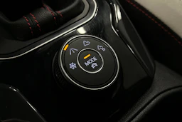 ruskea (beige) Volkswagen T-Roc 2019 kuva 30.