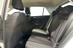valkoinen Volkswagen T-Roc 2019 kuva 10.