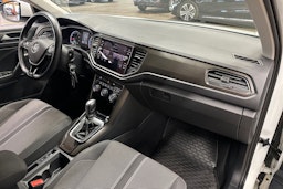 valkoinen Volkswagen T-Roc 2019 kuva 12.
