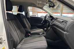 valkoinen Volkswagen T-Roc 2019 kuva 13.