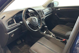 sininen Volkswagen T-Roc 2019 kuva 3.