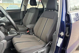 sininen Volkswagen T-Roc 2019 kuva 16.