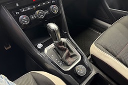 sininen Volkswagen T-Roc 2019 kuva 20.