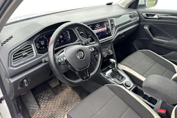 valkoinen Volkswagen T-Roc 2019 kuva 3.