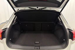 valkoinen Volkswagen T-Roc 2019 kuva 13.
