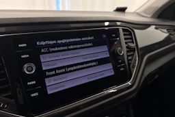 valkoinen Volkswagen T-Roc 2019 kuva 21.