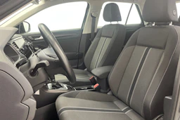 harmaa Volkswagen T-Roc 2019 kuva 12.