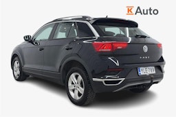 musta Volkswagen T-Roc 2019 kuva 2.