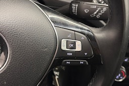 musta Volkswagen T-Roc 2019 kuva 18.