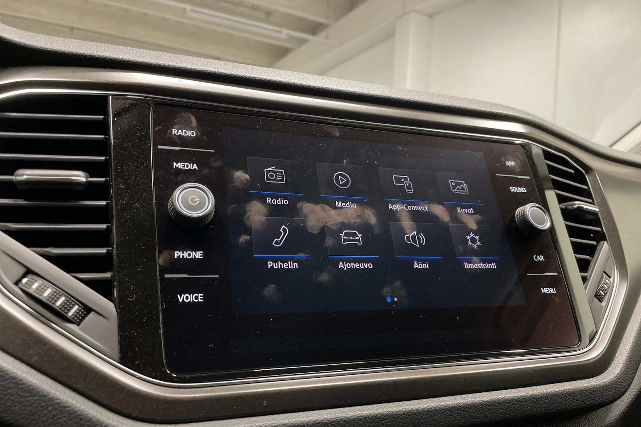 met. musta Volkswagen T-Roc 2019 kuva 14.