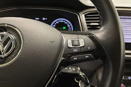 met. musta Volkswagen T-Roc 2019 kuva 20.