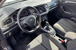 Ruskea (beige) Volkswagen T-Roc 2019 kuva 6.