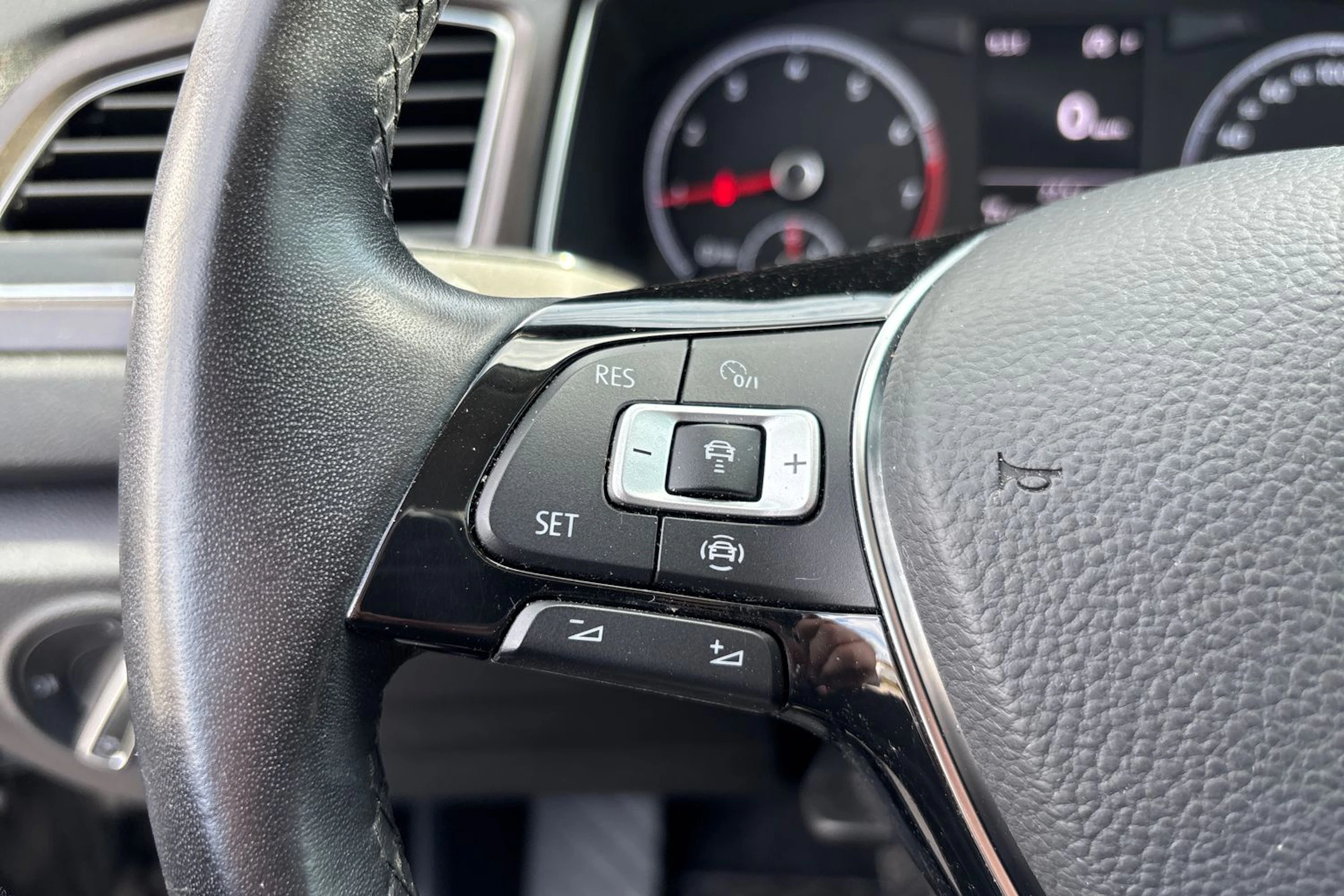 Ruskea (beige) Volkswagen T-Roc 2019 kuva 13.