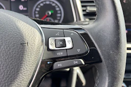 Ruskea (beige) Volkswagen T-Roc 2019 kuva 14.
