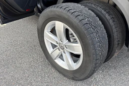Ruskea (beige) Volkswagen T-Roc 2019 kuva 18.