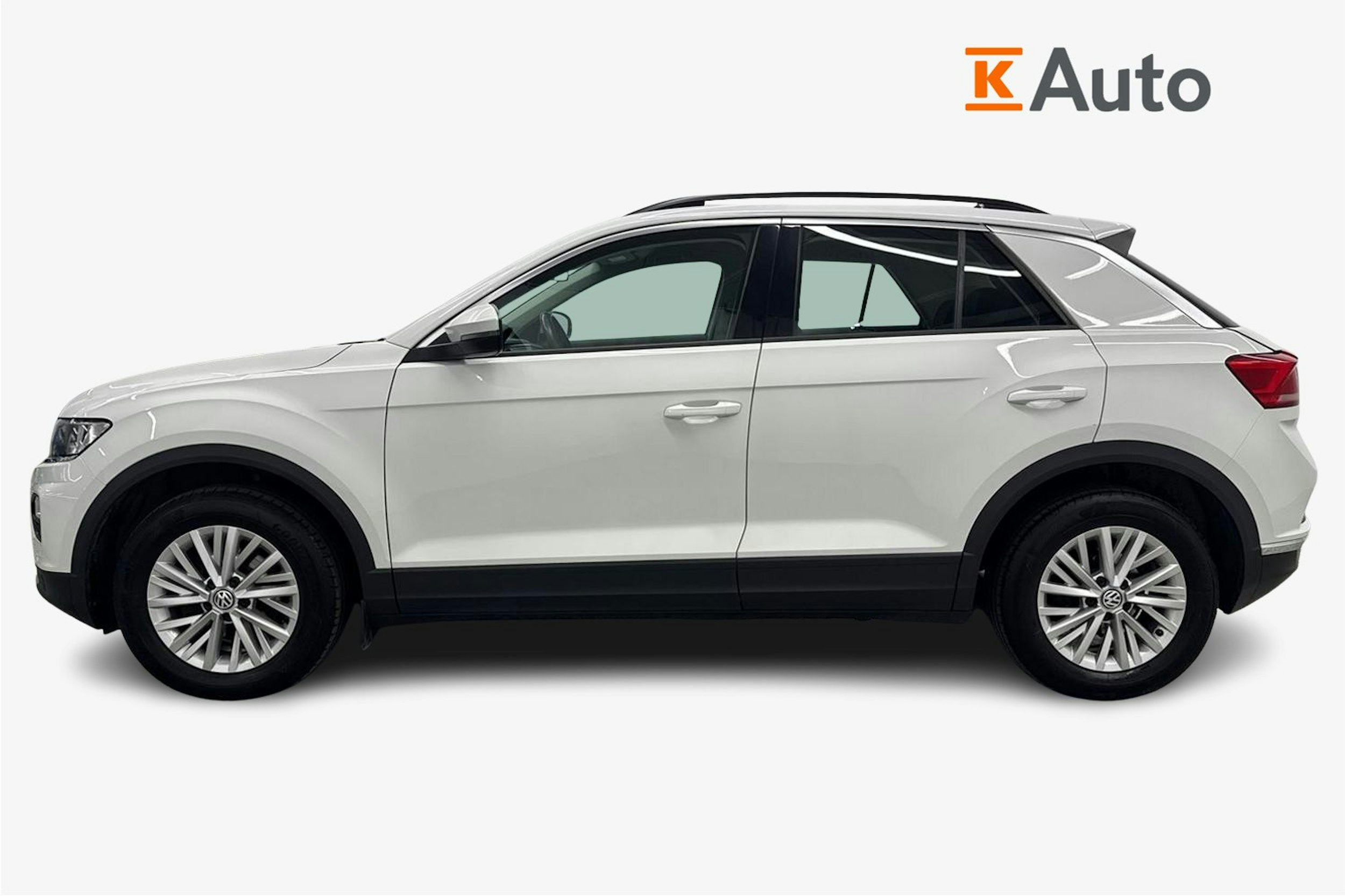 Valkoinen Volkswagen T-Roc 2019 kuva 6.