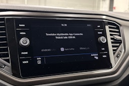Valkoinen Volkswagen T-Roc 2019 kuva 24.