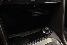 Valkoinen Volkswagen T-Roc 2019 kuva 30.