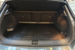 harmaa Volkswagen T-Roc 2020 kuva 14.