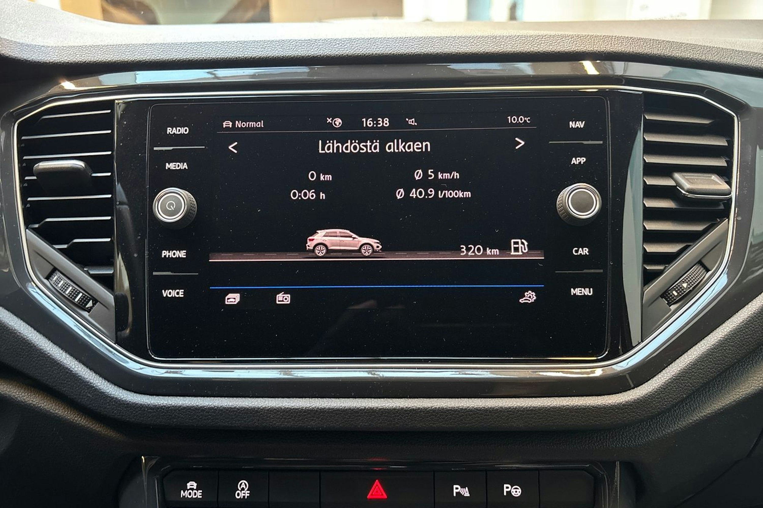 harmaa Volkswagen T-Roc 2020 kuva 20.