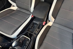 harmaa Volkswagen T-Roc 2020 kuva 27.
