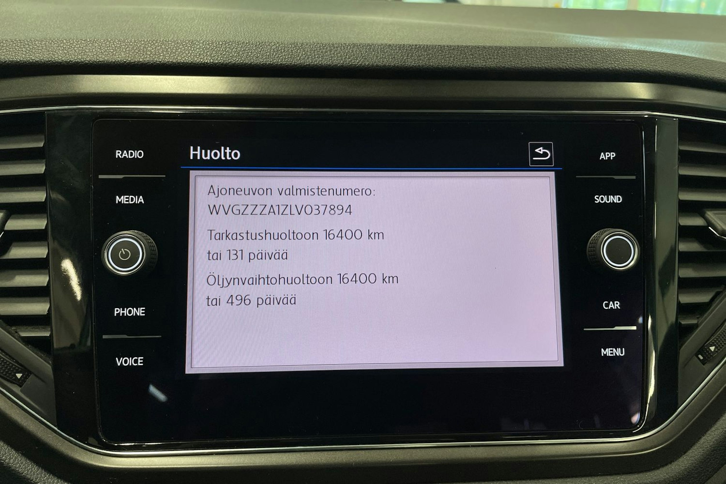 valkoinen Volkswagen T-Roc 2020 kuva 24.
