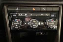valkoinen Volkswagen T-Roc 2020 kuva 27.