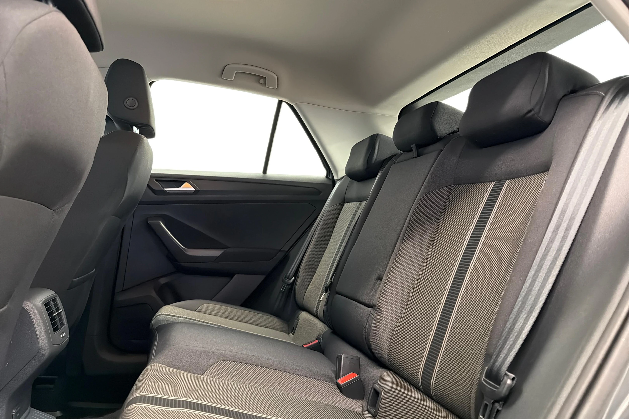 Harmaa Volkswagen T-Roc 2020 kuva 11.