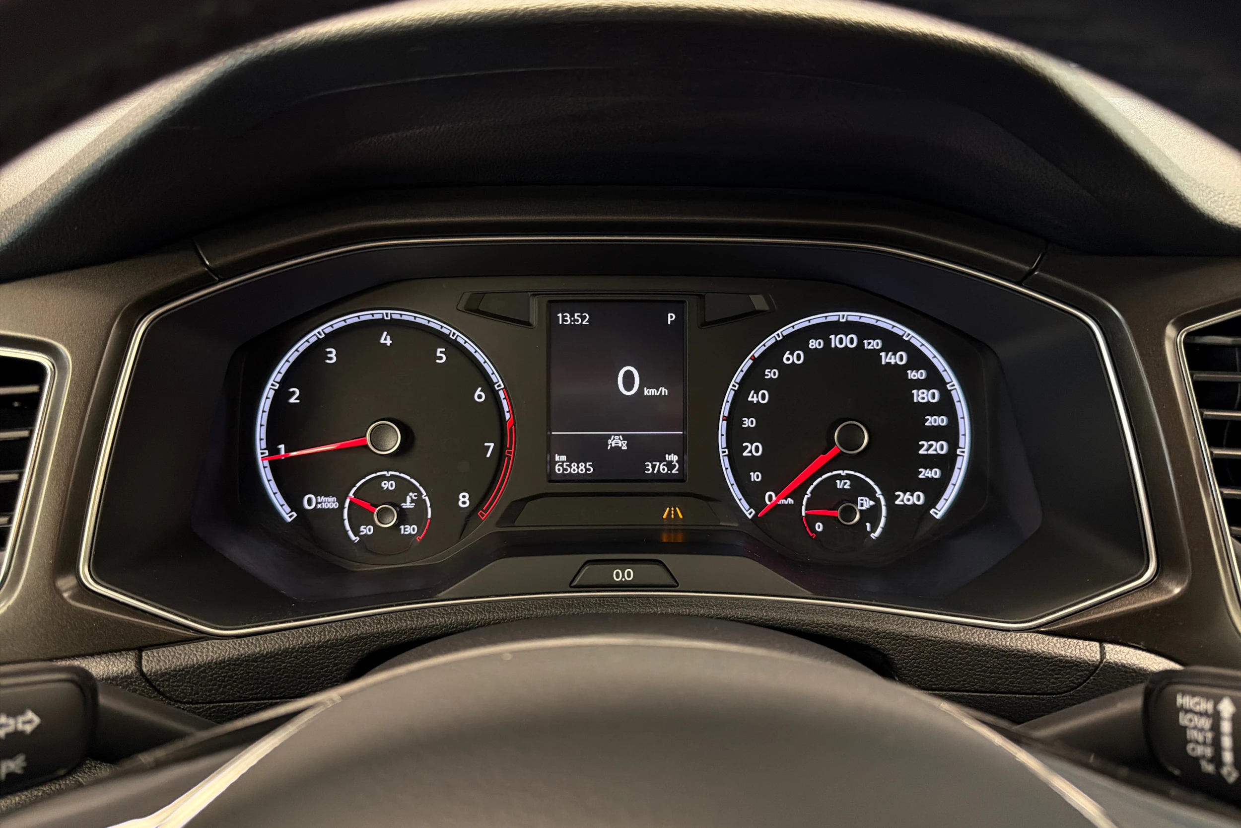 Harmaa Volkswagen T-Roc 2020 kuva 19.