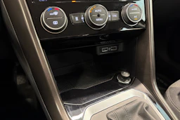 Harmaa Volkswagen T-Roc 2020 kuva 25.