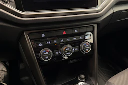 Harmaa Volkswagen T-Roc 2020 kuva 26.