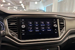 Harmaa Volkswagen T-Roc 2020 kuva 27.