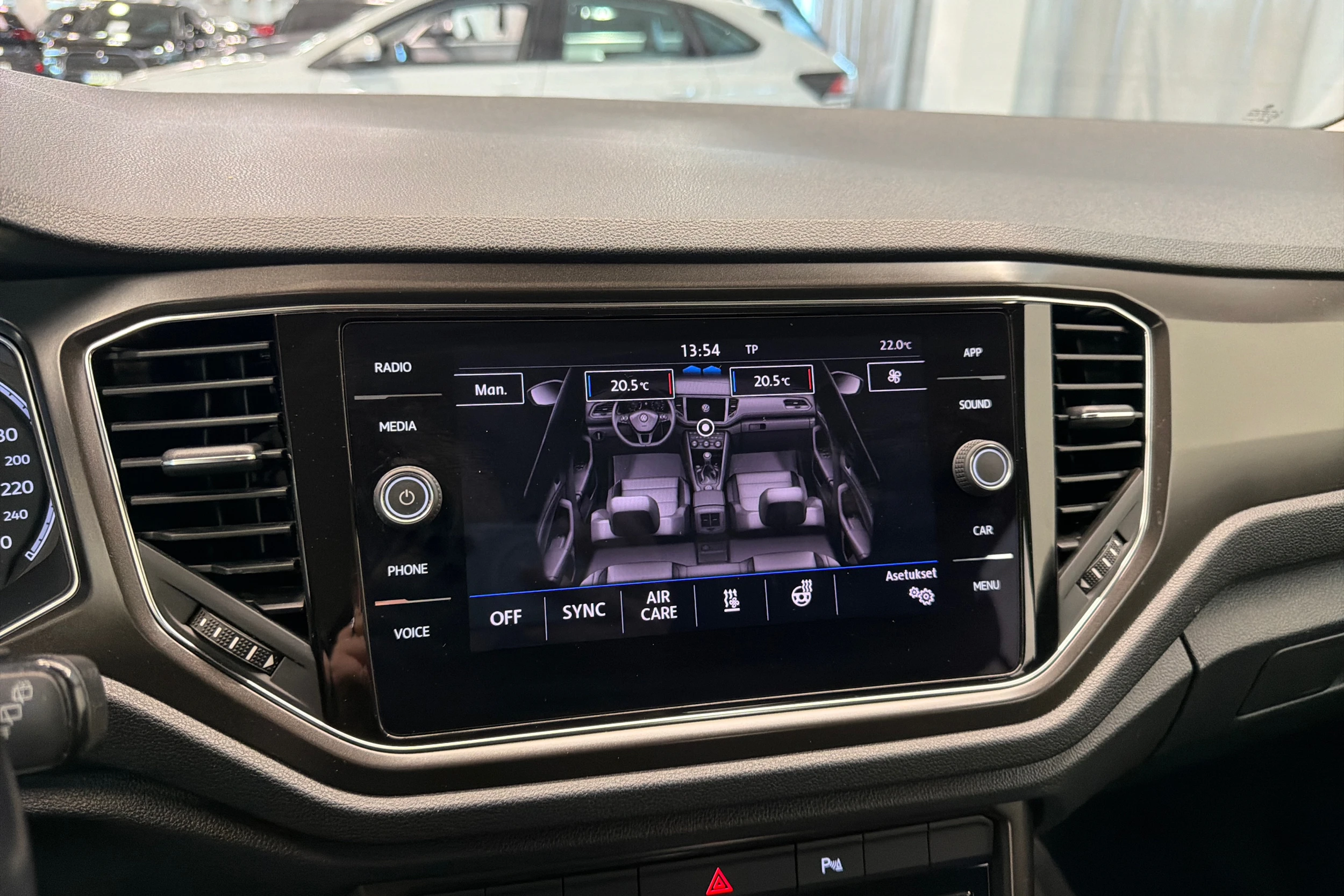 Harmaa Volkswagen T-Roc 2020 kuva 30.